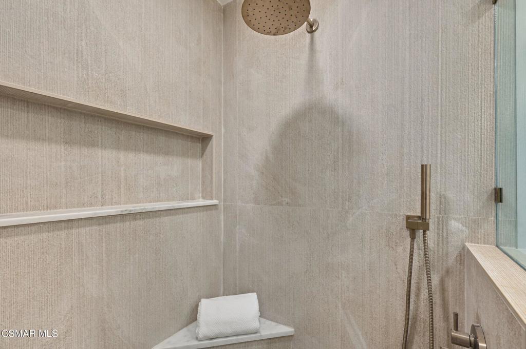 5261 Reef Way Oxnard, CA 93035 - Photo 36 of 52 Gallery Image 36