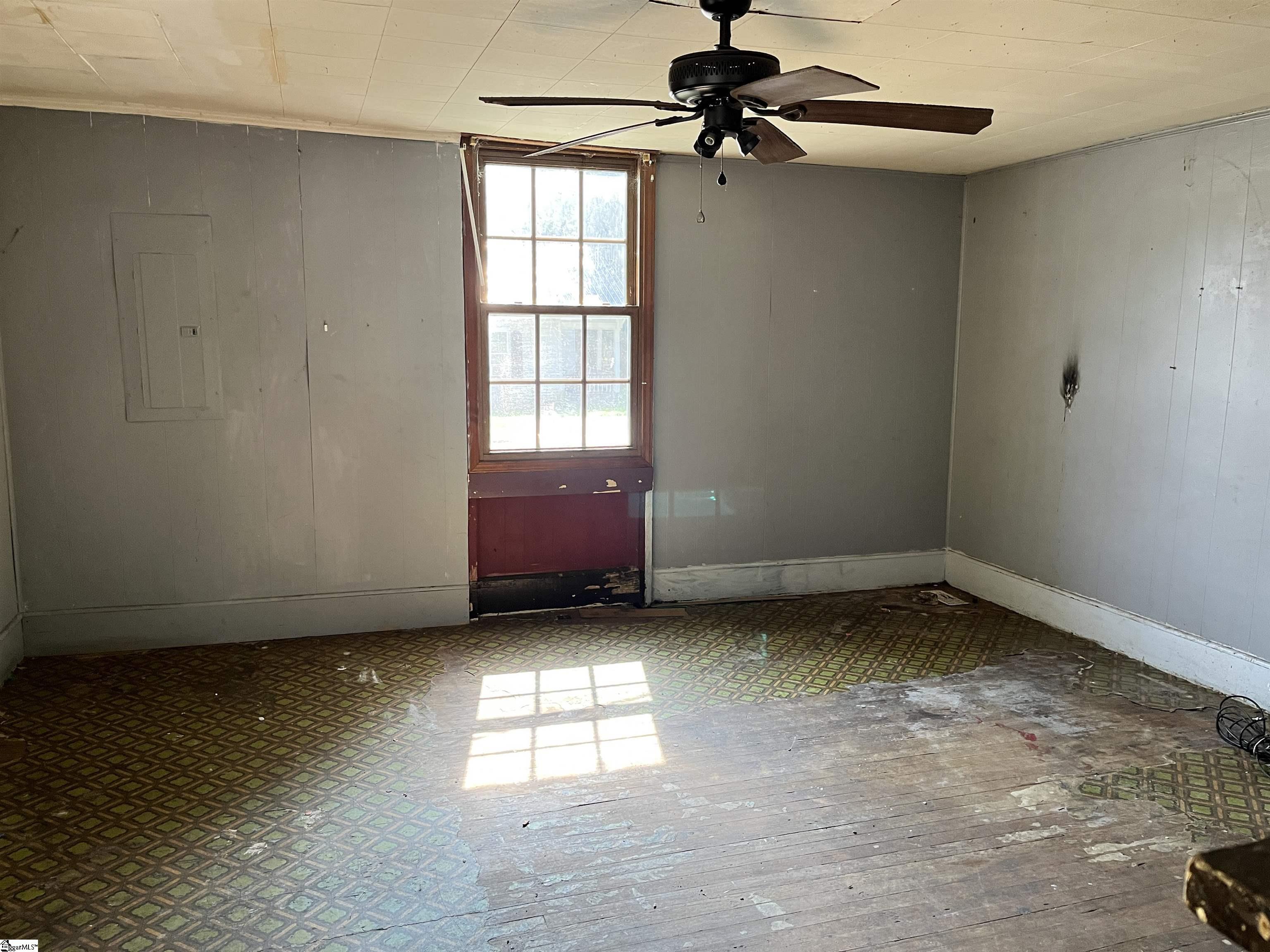 312 Elm Street Gaffney, SC 29340 - Photo 4 of 11 Gallery Image 4