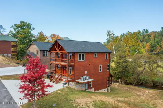 $1,193,000 | 3136 Cherokee Valley Drive, Sevierville, TN 37862