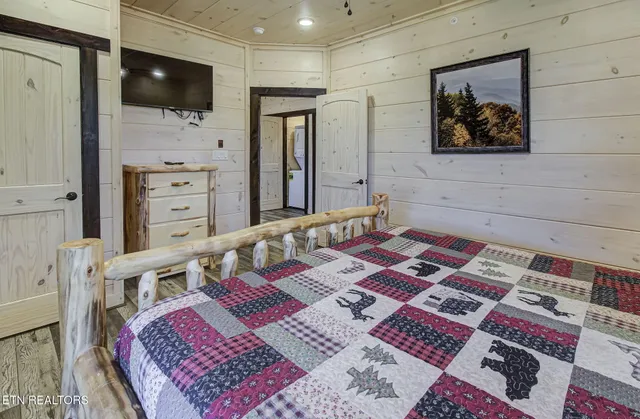 $1,193,000 | 3136 Cherokee Valley Drive, Sevierville, TN 37862