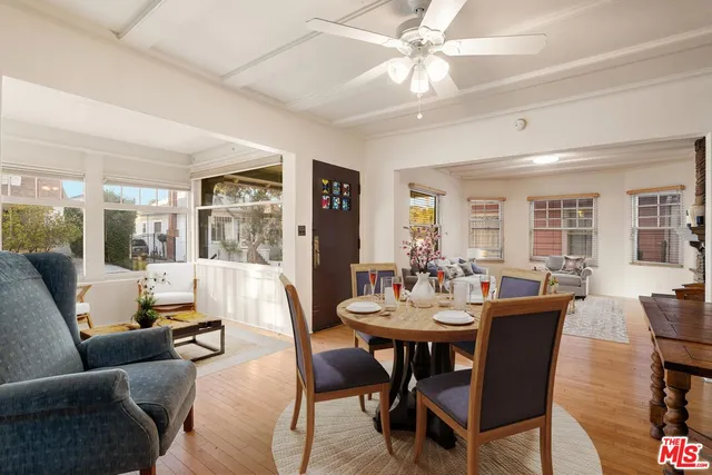 $2,835,000 | 160 Wadsworth Avenue, Santa Monica, CA 90405