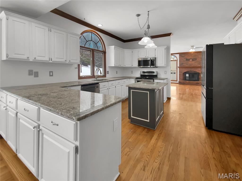 16597 Clayton Road Wildwood, MO 63011 - Photo 2 of 33