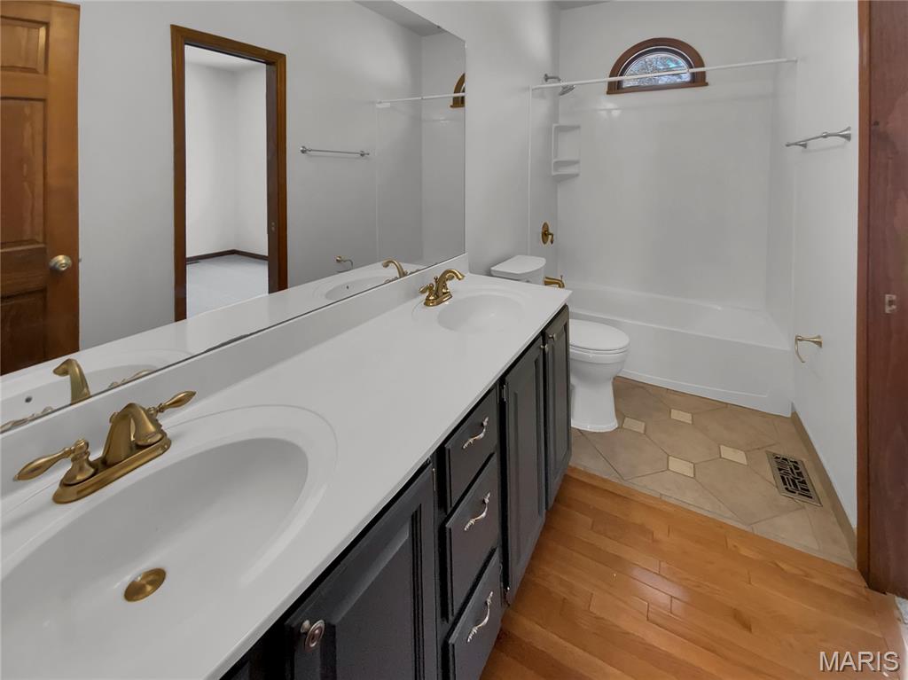 16597 Clayton Road Wildwood, MO 63011 - Photo 23 of 33