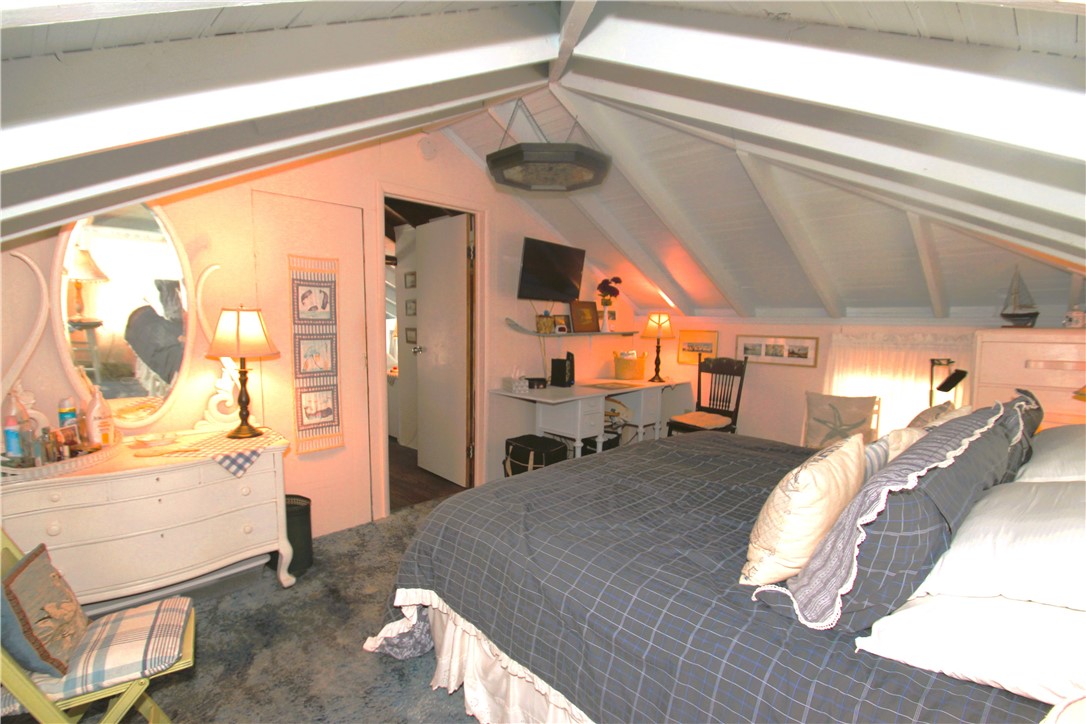 13202 Park Road Carlton, NY 14571 - Photo 33 of 50 Master Bedroom