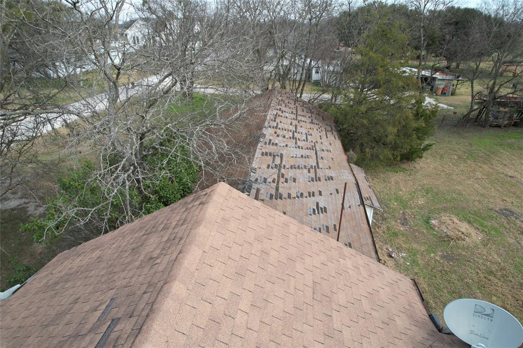 103 West 3rd Street Barry, TX 75102 - Photo 15 of 40 a view of outdoor space and yard