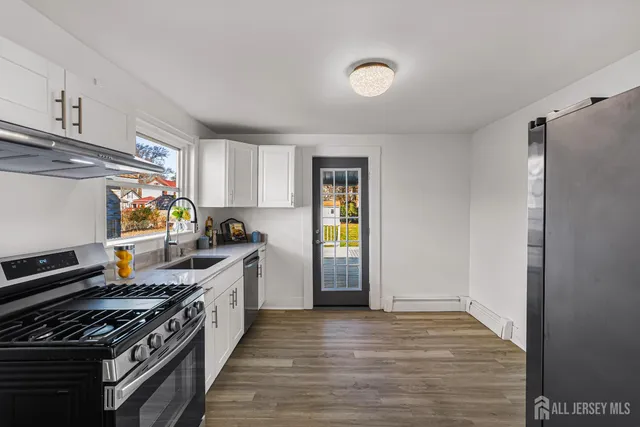 $475,000 | 21 Henry Street, Freehold, NJ 07728