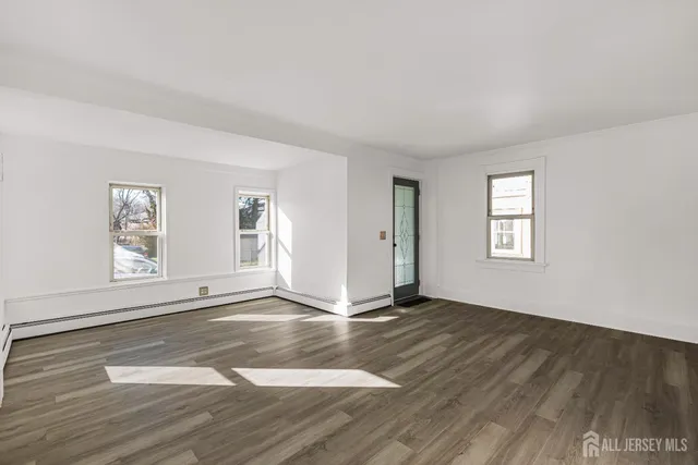 $475,000 | 21 Henry Street, Freehold, NJ 07728