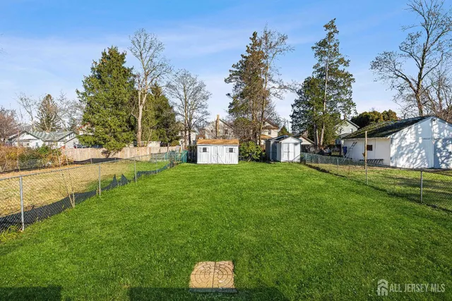 $475,000 | 21 Henry Street, Freehold, NJ 07728