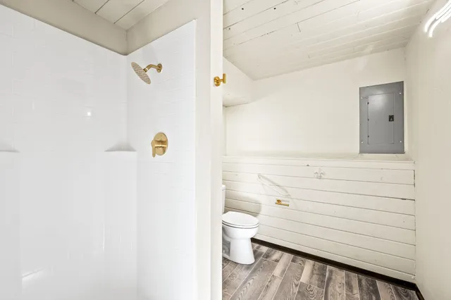 $575,000 | 11448 West Meadowview Lane, Nine Mile Falls, WA 99026