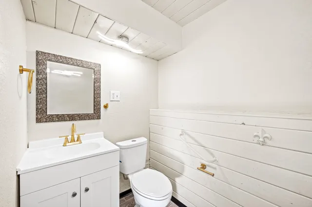 $575,000 | 11448 West Meadowview Lane, Nine Mile Falls, WA 99026