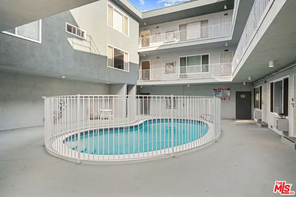 $2,800 | 1420 South Bedford Street, Unit 305, Los Angeles, CA 90035