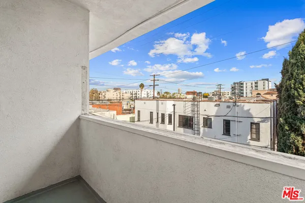 $2,800 | 1420 South Bedford Street, Unit 305, Los Angeles, CA 90035