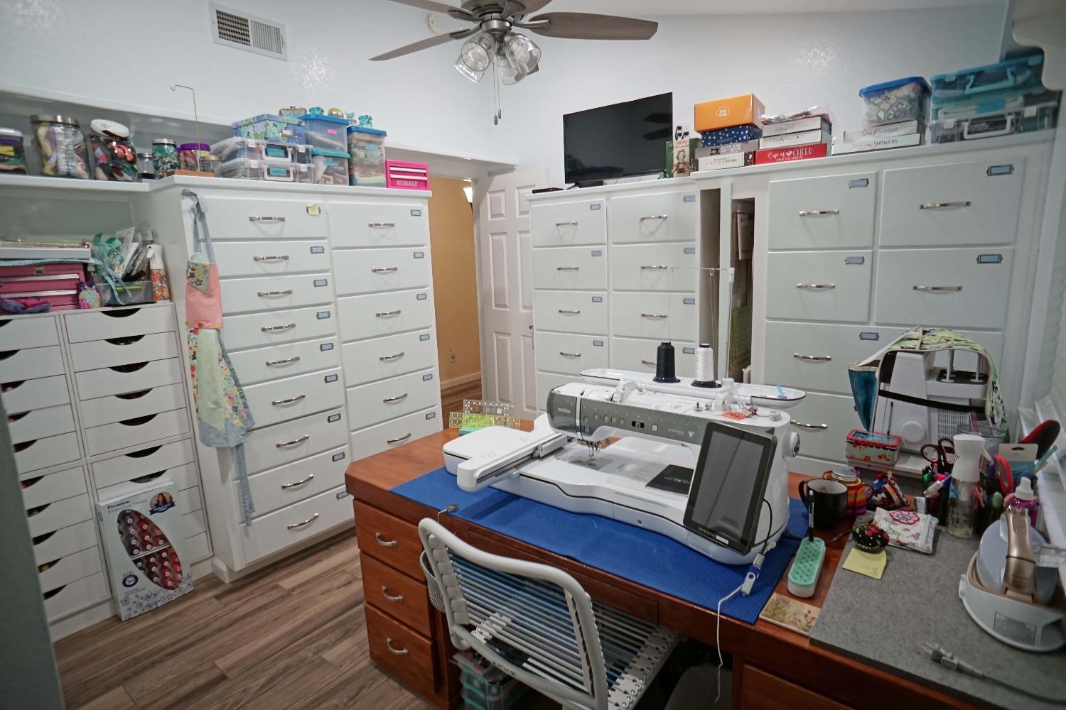 2197 Polson Avenue Clovis, CA 93611 - Photo 21 of 42 a view of a workspace with furniture
