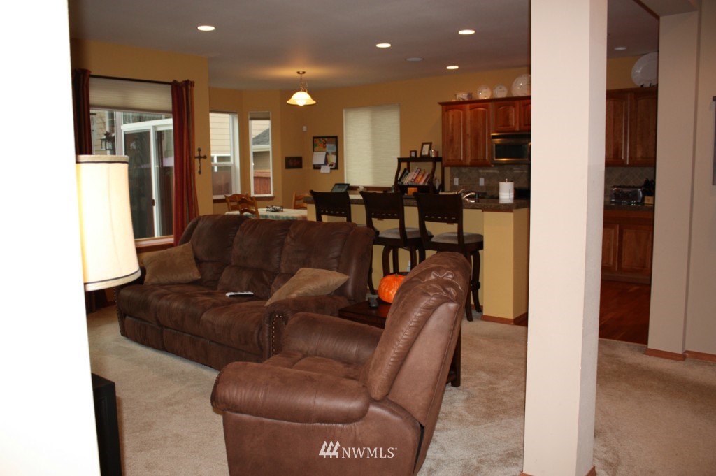 3404 170th Place Southeast Bothell, WA 98012 - Photo 2 of 13