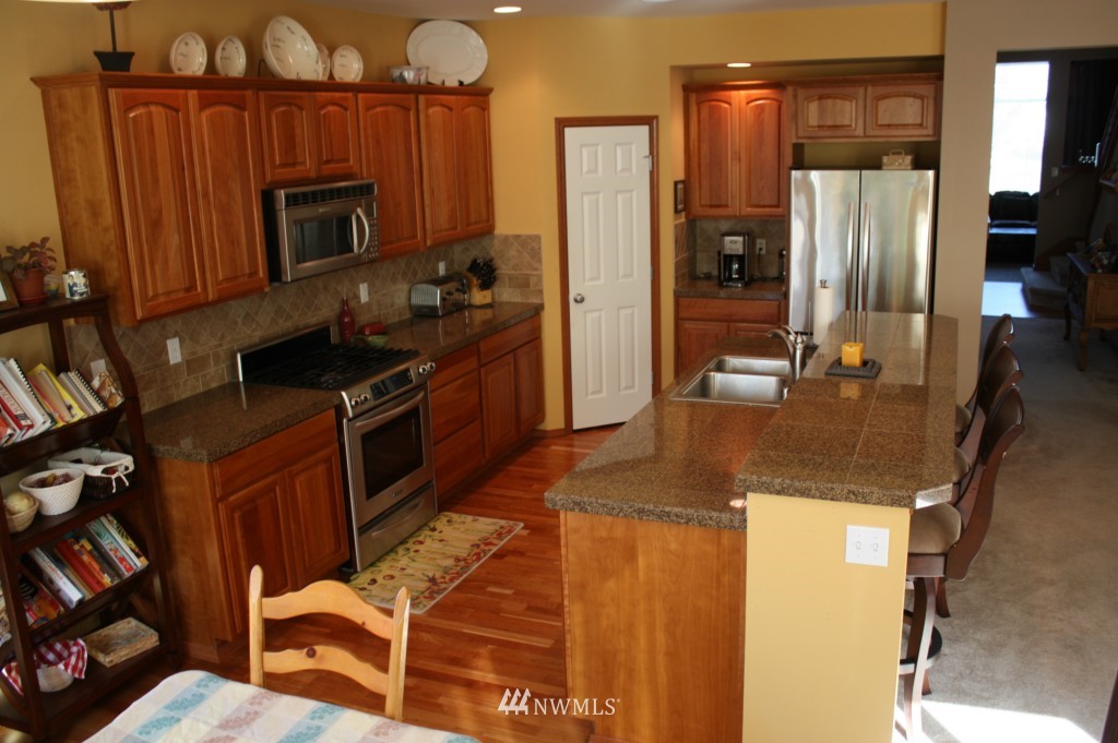 3404 170th Place Southeast Bothell, WA 98012 - Photo 6 of 13