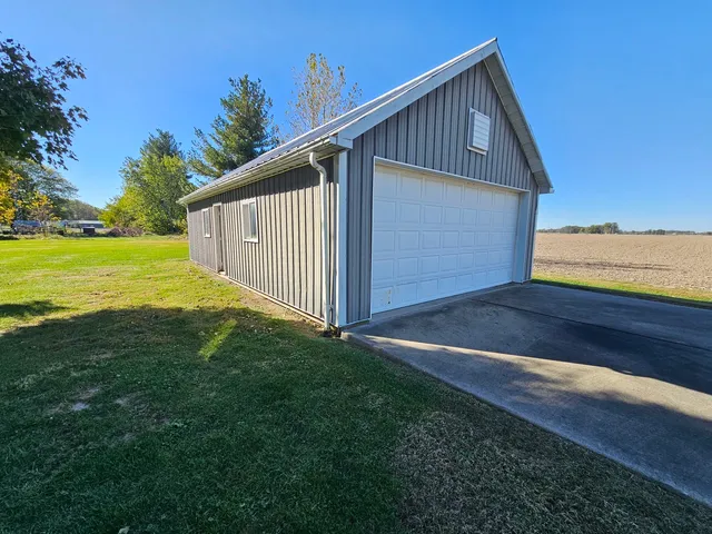 $135,000 | 11078 North 200th Street, Oblong, IL 62449