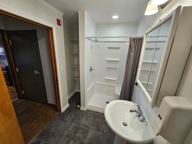 $135,000 | 11078 North 200th Street, Oblong, IL 62449