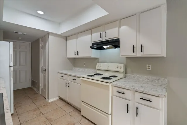 $1,450 | 9209 Kempler Drive, Unit B, Austin, TX 78748