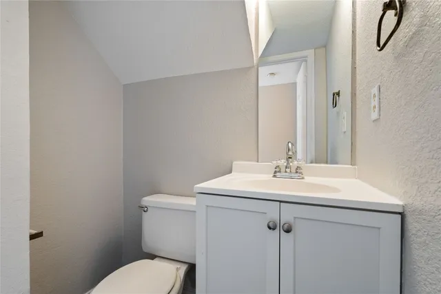 $1,450 | 9209 Kempler Drive, Unit B, Austin, TX 78748