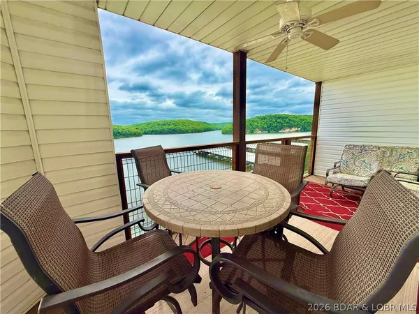 $299,900 | 222 Park Pl Lane, Unit 2A, Kaiser, MO 65047