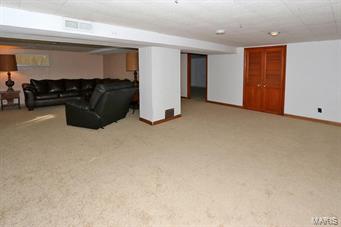 8133 MacKenzie Road St. Louis, MO 63123 - Photo 14 of 22 Gallery Image 14