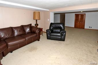 8133 MacKenzie Road St. Louis, MO 63123 - Photo 17 of 22 Gallery Image 17