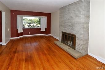 8133 MacKenzie Road St. Louis, MO 63123 - Photo 2 of 22 Gallery Image 2