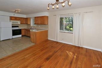 8133 MacKenzie Road St. Louis, MO 63123 - Photo 7 of 22 Gallery Image 7