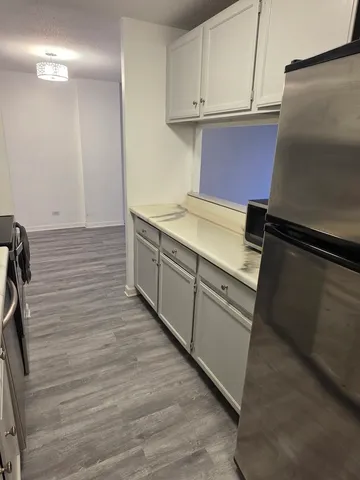 $1,900 | 1840 Huntington Boulevard, Unit 413, Hoffman Estates, IL 60169