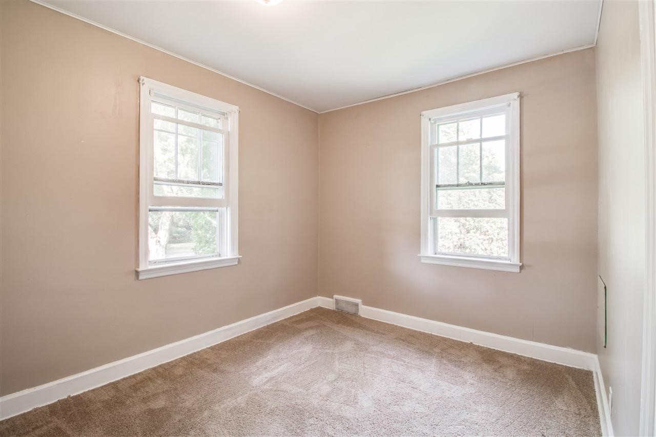 4379 Morrish Road Swartz Creek, MI 48473 - Photo 12 of 22 21507914-11.JPG