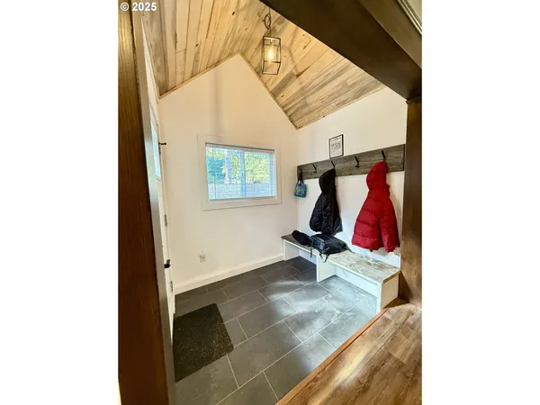 $498,000 | 35349 Blitz Lane, Blodgett, OR 97326