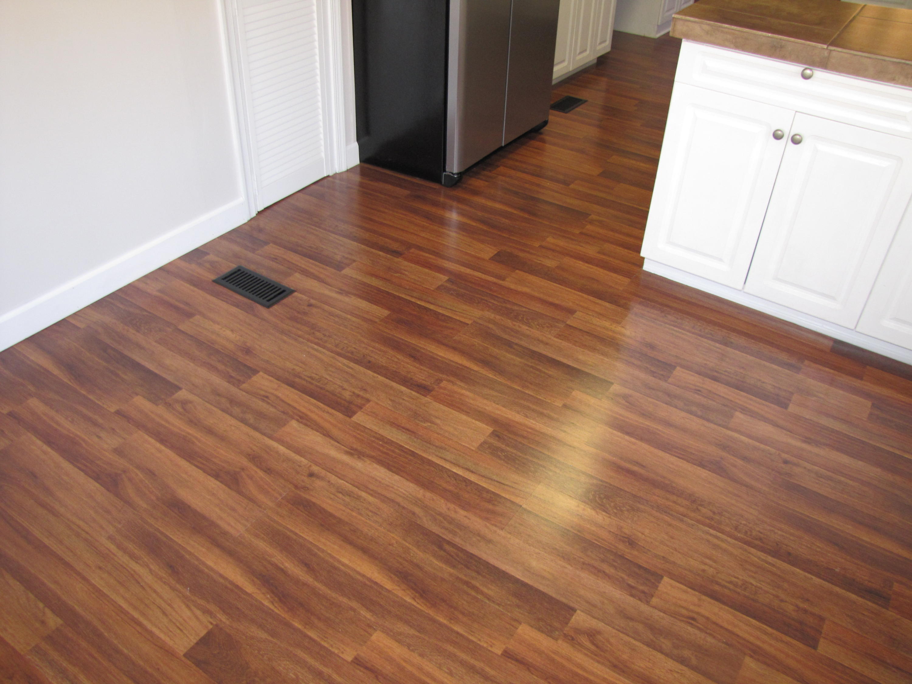 1288 Wapiti Run Road Moneta, VA 24121 - Photo 20 of 22 IMG_2702
