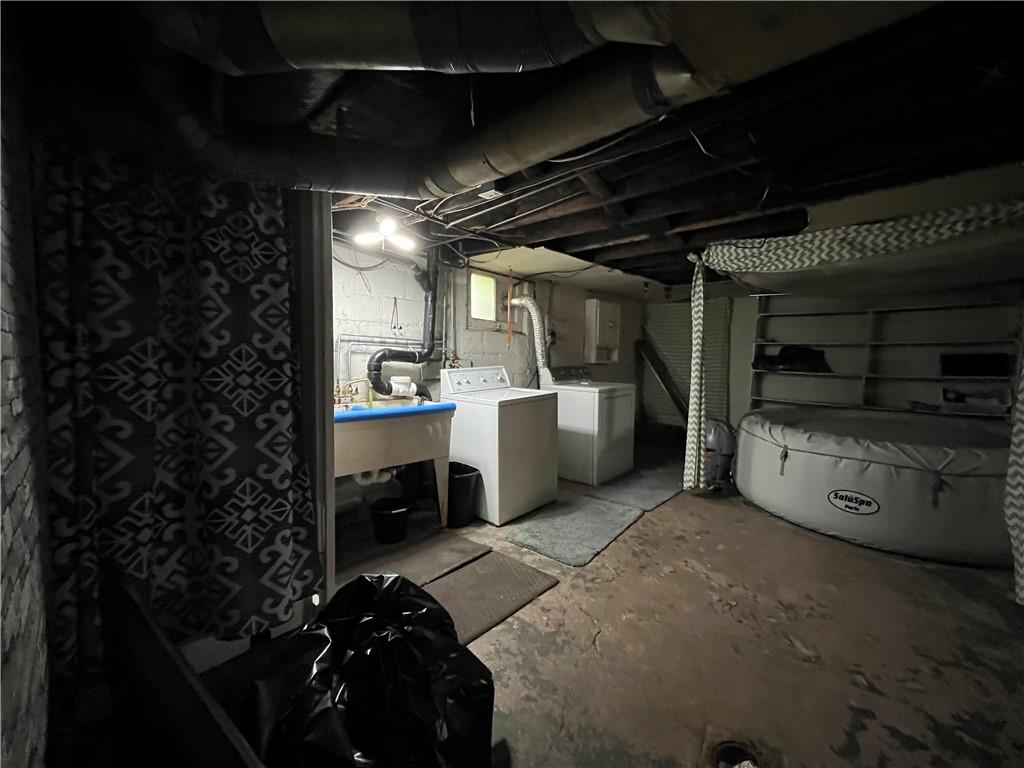 123 Highway 68 Rochester, PA 15074 - Photo 19 of 36 a utility room with dryer and washer