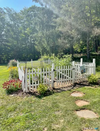 $439,900 | 89 South End Avenue, Durham, CT 06422