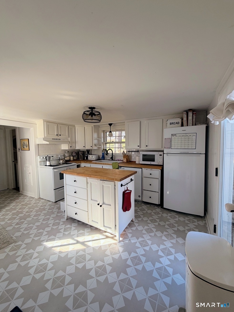 89 South End Avenue Durham, CT 06422 - Photo 8 of 22