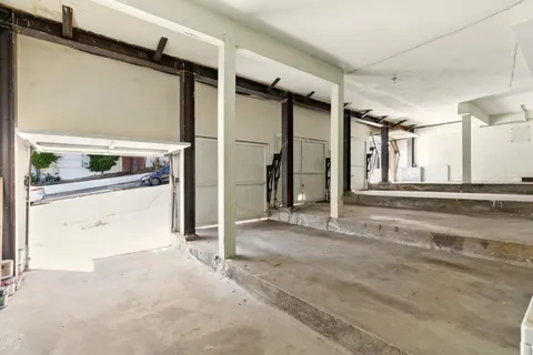 a view of a storage & utility room