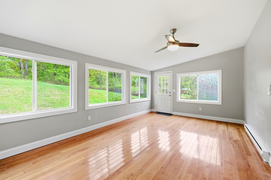 1185 Bay Road Amherst, MA 01002 - Photo 13 of 38