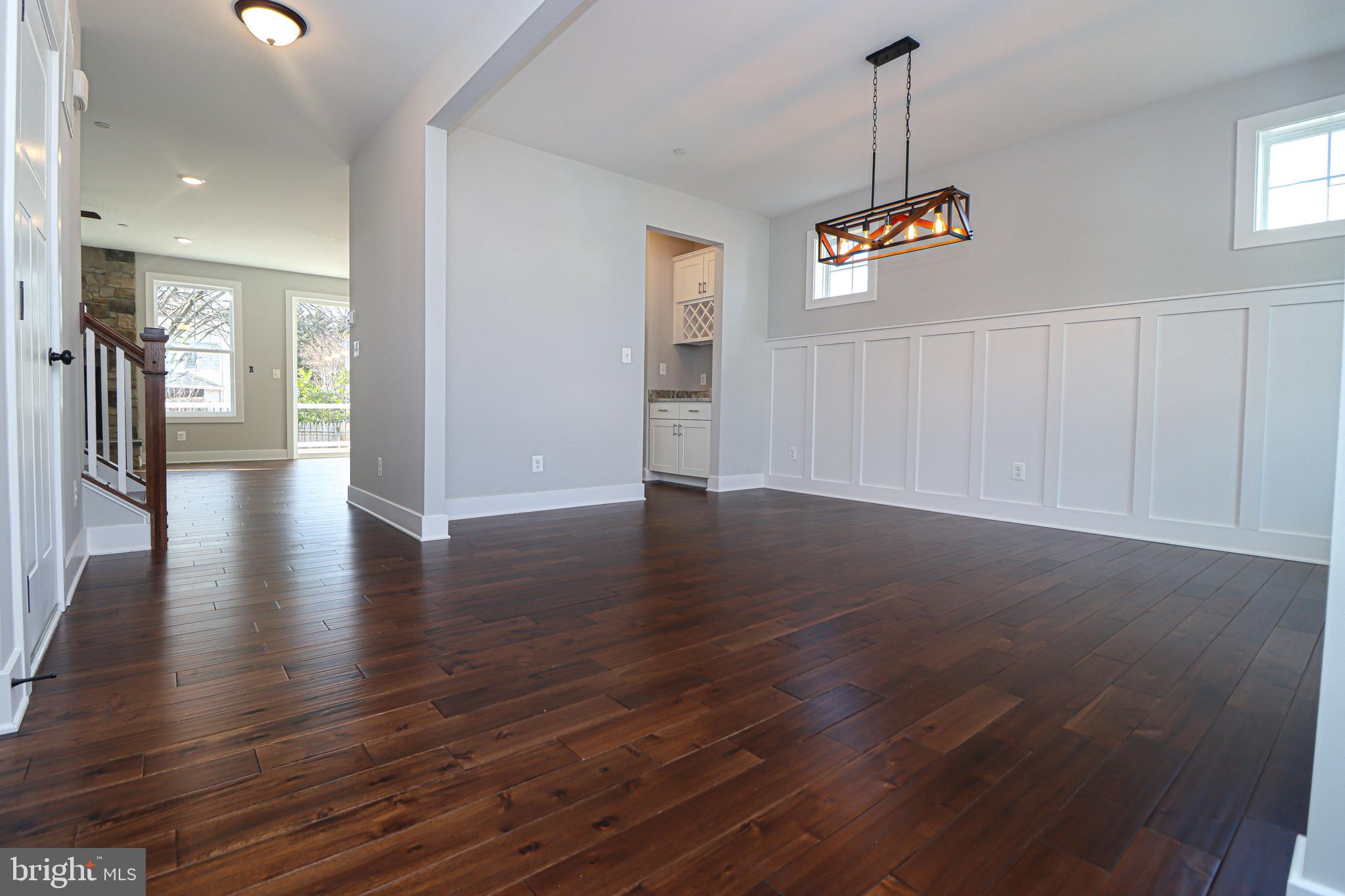 Custom Trim in Dining Room