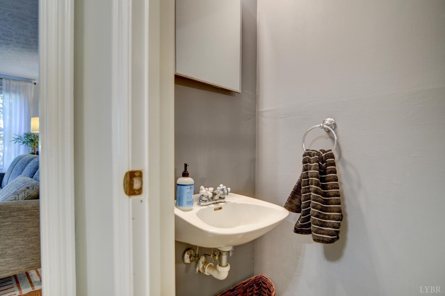 5147 Wedgewood Road Lynchburg, VA 24503 - Photo 20 of 74 Gallery Image 20