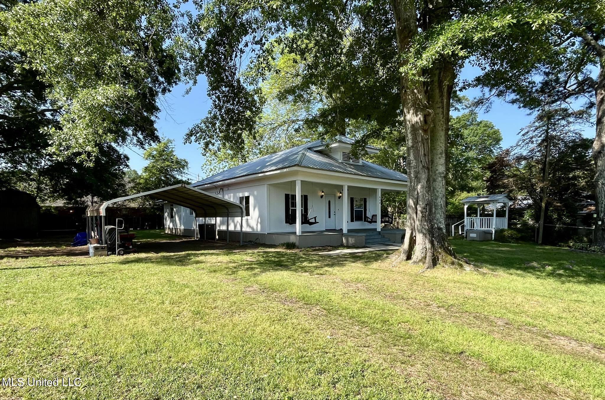608 Goodwater Road Northwest Magee, MS 39111 - Photo 40 of 50 f35b9355-0a16-4573-b817-4aab88b52a22