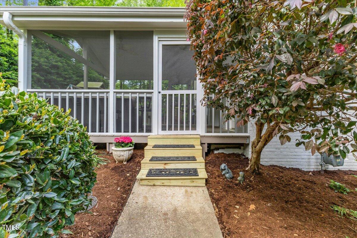 1008 Winona Road Raleigh, NC 27609 - Photo 45 of 62 071-IMG_1628