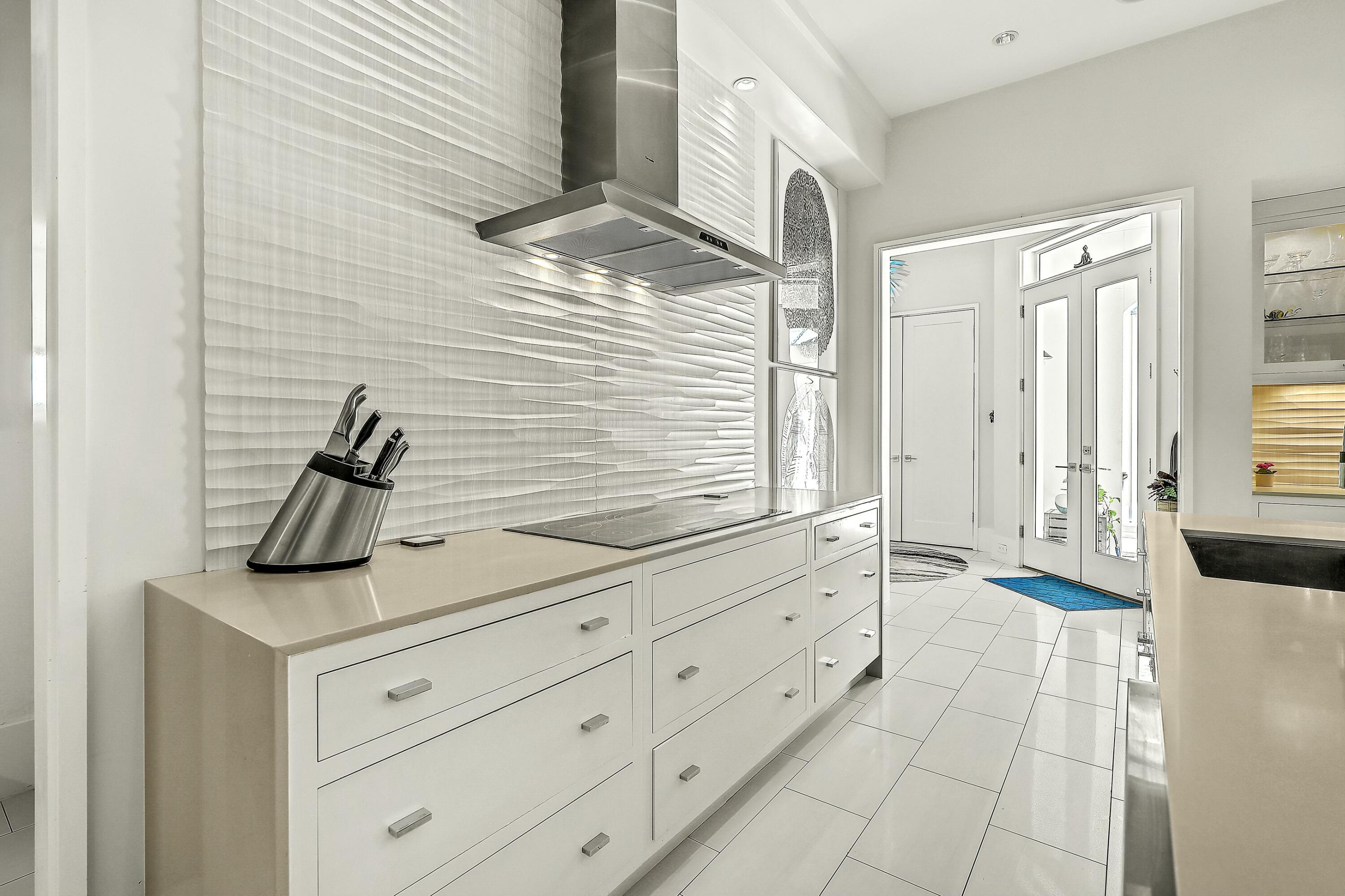 105 May Lane Mount Pleasant, SC 29464 - Photo 9 of 56 tempImage5Cl4KW