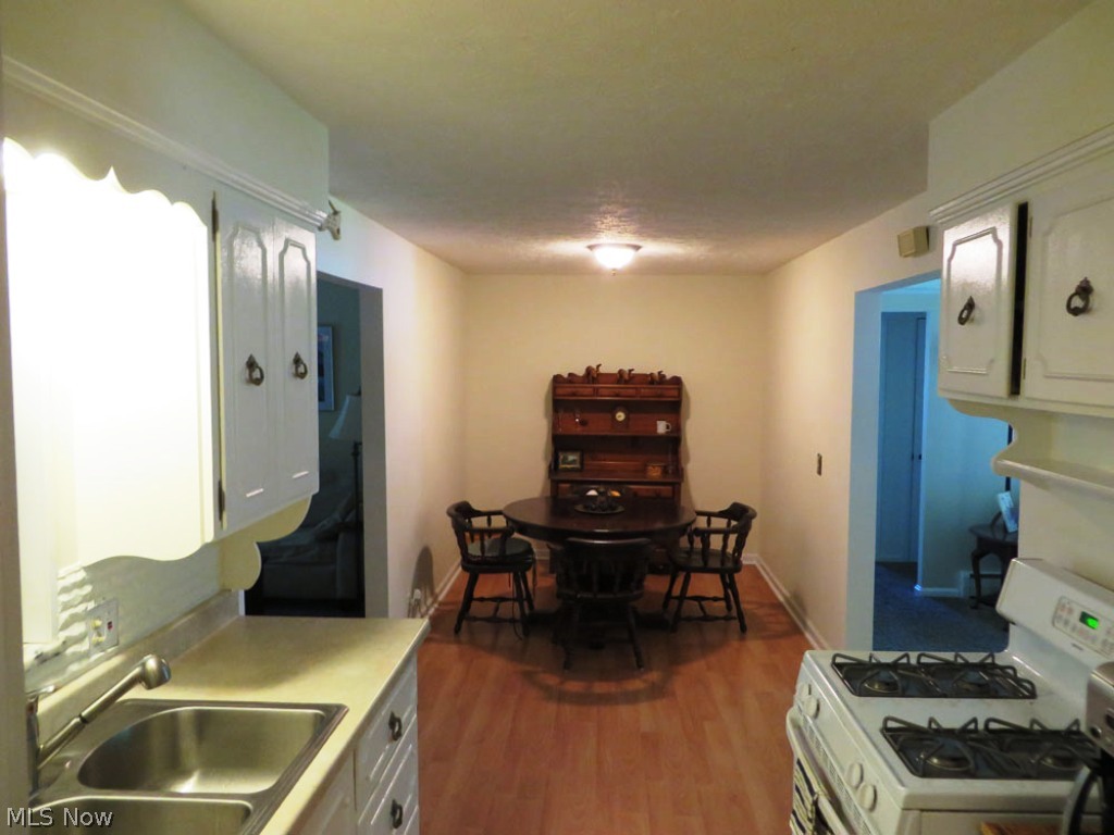 202 Beck Road Avon Lake, OH 44012 - Photo 5 of 17 Gallery Image 5