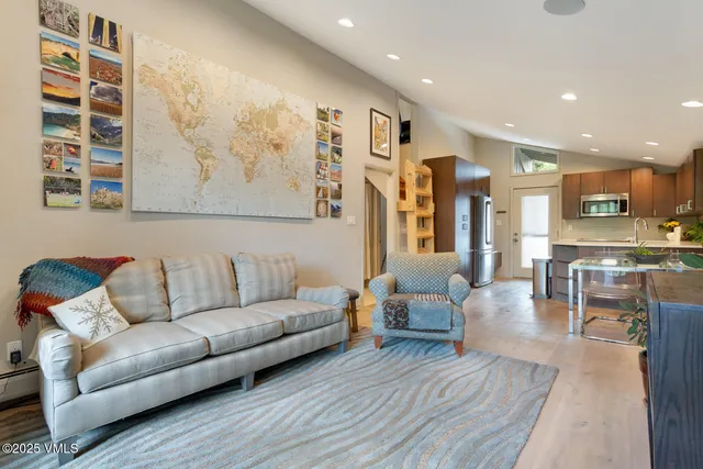 $950,000 | 903 North Frontage Road West, Unit 14, Vail, CO 81657