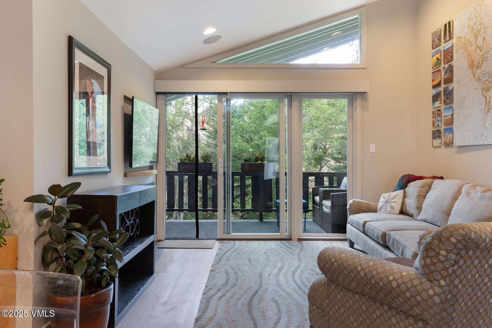 903 North Frontage Road West, Unit 14 Vail, CO 81657 - Photo 2 of 34 903 N Frontage Rd W 14 MLS-2