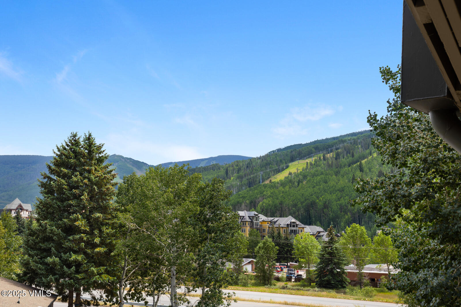 903 North Frontage Road West, Unit 14 Vail, CO 81657 - Photo 23 of 34 903 N Frontage Rd W 14 MLS-27