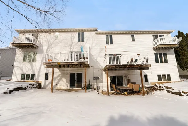$825,000 | 3301-3303 Prairie Road, Madison, WI 53719
