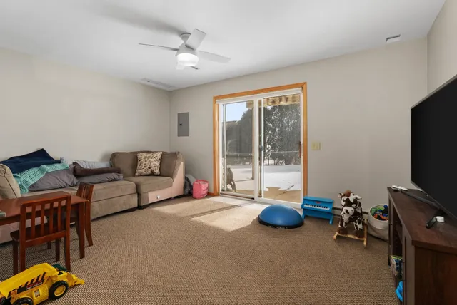 $825,000 | 3301-3303 Prairie Road, Madison, WI 53719