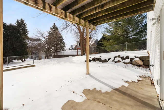 $825,000 | 3301-3303 Prairie Road, Madison, WI 53719