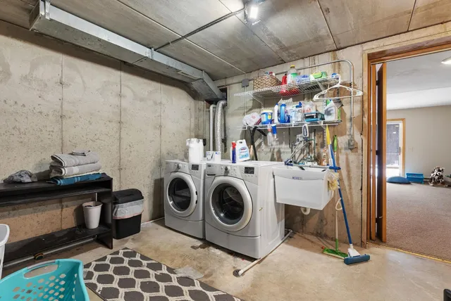 $825,000 | 3301-3303 Prairie Road, Madison, WI 53719